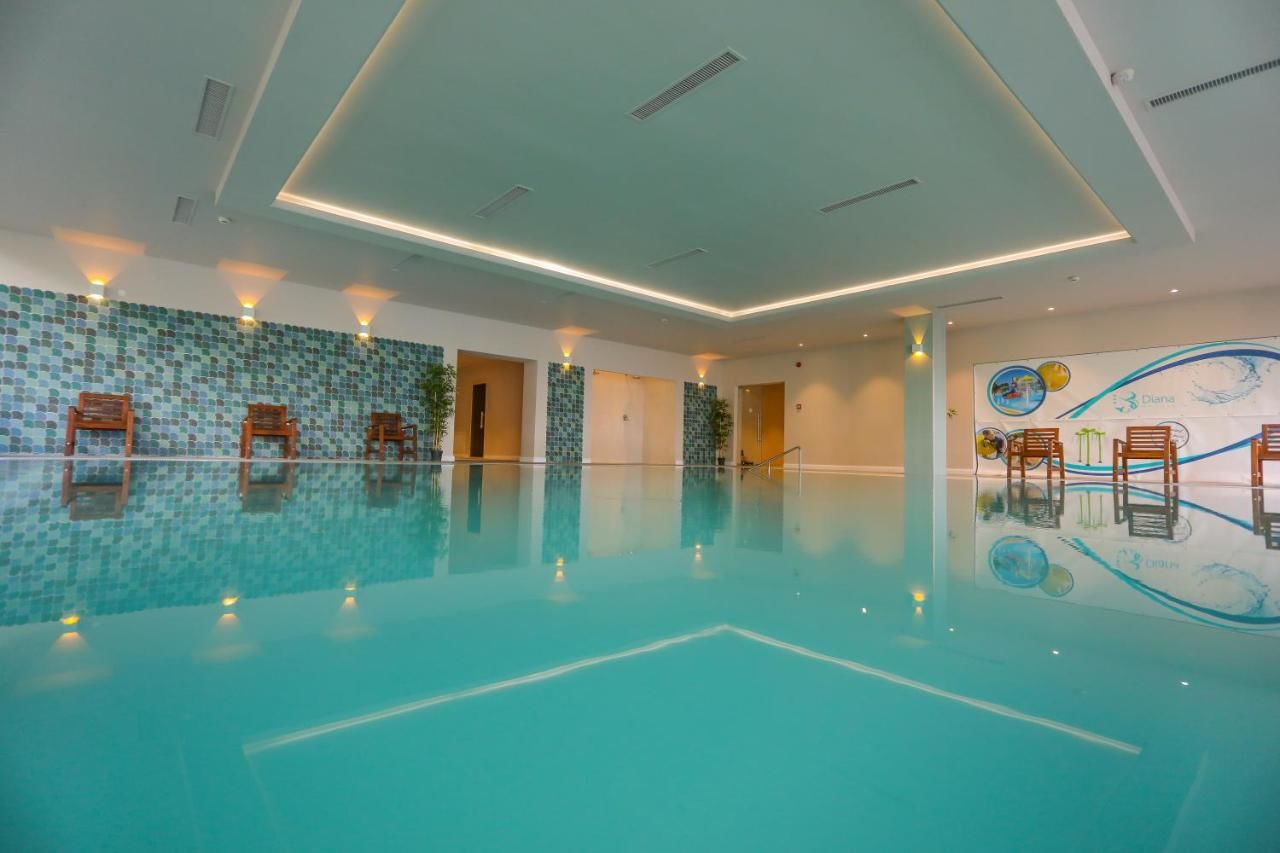 Курортные отели Diana Resort Бэиле-Еркулане-4