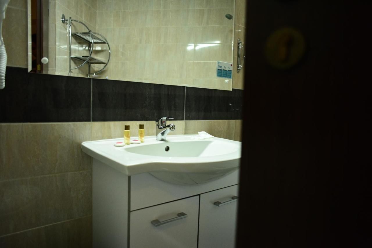 Курортные отели Diana Resort Бэиле-Еркулане-14