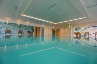 Курортные отели Diana Resort Бэиле-Еркулане-0